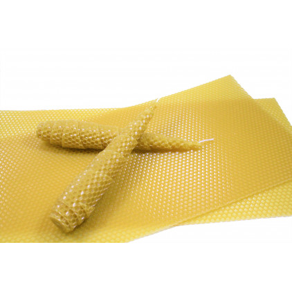 BEESWAX CANDLE